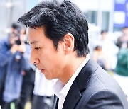 [ST포토] 이선균, '오늘은 진술할까?'