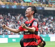 Steelers stun Jeonbuk with late comeback to win Korean FA Cup