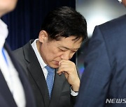 공매도 대책 발표한 김주현 금융위원장, 무슨 생각