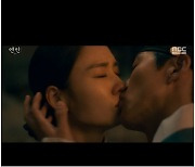 '연인' 남궁민, 안은진에 키스하며 "난 길채면 돼" 분꽃 터지는 소리[어저께TV]