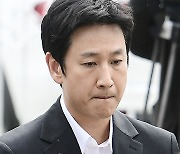 이선균 재소환·지드래곤 출석 눈앞, 마약 스캔들 향방은? [이슈&톡]