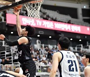 “쉽지 않아요”…‘슈퍼루키’ 문정현의 험난한 프로 적응기 [KBL]