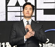 '비질란테' 유지태, 탈 동양인 피지컬 "20kg, 보디빌더처럼 증량"