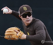 MLB 골드 글러브 품은 김하성, 10일 실버슬러거까지 도전