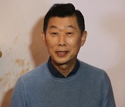 하림 김홍국 회장 "이물질 안된다, 강화된 위생 프로세스 시행할 것"