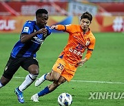 (SP)CHINA-JINAN-FOOTBALL-AFC CHAMPIONS LEAGUE-SHANDONG TAISHAN VS INCHEON UNITED (CN)