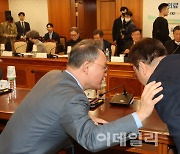 [포토]이야기 나누는 조규홍 보건복지부 장관-안상훈 대통령비서실 사회수석비서관