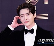 [공식] '아이유♥' 이종석, 제작 꿈 키우나..에이스팩토리 "제작 협업·전속계약 논의"