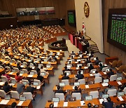 [사설] 본회의 통과한 노란봉투법, 노동권 보장이 ‘민생’이다