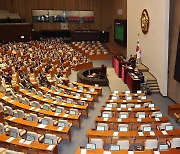 '노란봉투법·방송법' 야 단독 처리…여, 필리버스터 철회