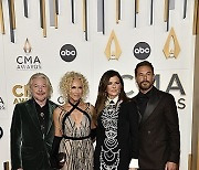 57th Annual CMA Awards - Arrivals