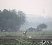 인도 뉴델리, '세계 최악' 대기질 개선 위해 첫 인공강우 시도