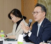 "의사 떠나고, 직원 월급도 걱정"…전국 35개 지방의료원 지원 호소