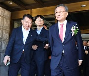 Leadership vacuum looms at S. Korea’s 2 top courts