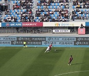 수원FC, K리그 최초 LED 2열 광고보드 선보인다