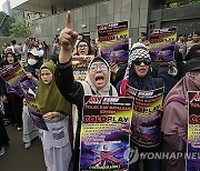 Indonesia Protest Coldplay Concert