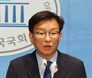 민주 "尹, 노란봉투법·방송3법 거부권 안돼…파국시 尹 책임"