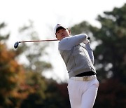 이재경·전성현, KPGA 시즌 최종전 3R 공동 선두…함정우 3위