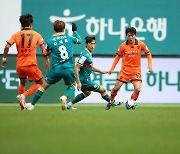 강원, 김대원 결승골로 대전 격파…12위 수원과 승점 4점 차