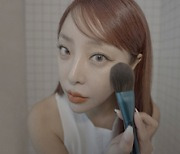 가수 나르샤, 발라드로 돌아오다···18일 발매 ‘BLUSH’ 콘셉 포토 공개