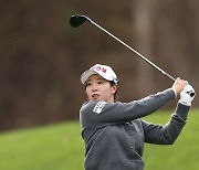 임진희, KLPGA 최종전 2R 선두 도약…단독 다승왕 도전