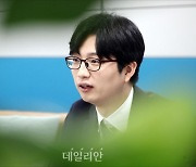 권지웅 "정치가 청년 눈물 외면…국민 향한 '구애경쟁' 필요" [4류 정치 청산 - 연속 인터뷰]