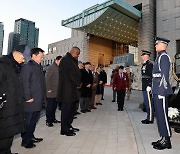 전쟁기념관 찾은 로이드 오스틴 미국 국방장관[뉴시스Pic]