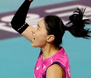 김연경 30득점…흥국생명, 4연승으로 선두 질주