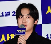 [TEN포토] 이일준 '감초 역활 입니다'