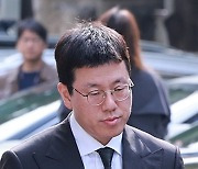 ‘SM 시세조종 의혹’ 카카오 투자총괄대표 구속 기소