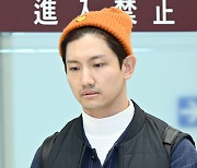 동방신기 최강창민, 피곤한 눈빛 속 시크함 [포토엔HD]