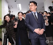 택시 단체와 간담회 참석하는 류긍선 카카오모빌리티 대표