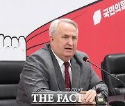 제주 찾은 인요한 "중진 험지 출마 움직임 있을 것"