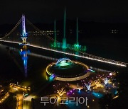 밤이 더 예쁜 예산 예당호 출렁다리·음악분수..'대한민국 밤밤곡곡' 100선 선정!