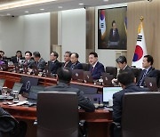 대통령 “근본적 개선 전까지 공매도 금지…장기적으로 긍정영향 줄 것”