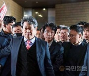 박민 신임 KBS 사장 ‘대국민 기자회견’...노조는 반발