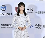 [MD포토] 한효주, '봉석이 엄마는 잊어주세요'