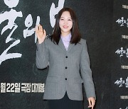 [포토] 아나운서 장새별 '영화 '서울의 봄' vip로 초청받아 왔어요'