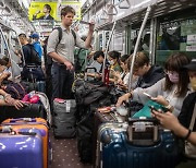 "역대급 엔저에 홀렸다"…日 관광객 압도적 1위는 한국인