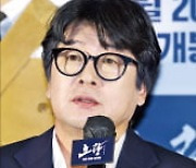 김윤석 배우 "민족의 영웅 역할은 영광이지만 충무공 일생 마무리는 정말 부담"