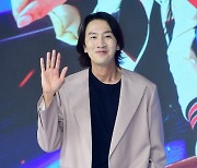 [단독] 이광수, '더 존' 시즌3 하차…유재석·유리 그대로