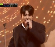 BTS 정국, '엠카' 1위 트로피…MC 미연 "따뜻했던 둥지 떠난다" 아쉬운 작별 [종합]