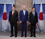 APEC 계기 샌프란에서 만난 한미일 정상