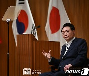 윤 대통령 "한미일 원천 첨단기술 공동 프로젝트 발굴해 즉각 실시"