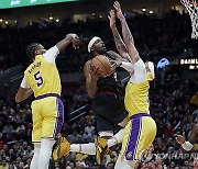 Lakers Trail Blazers Basketball