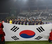 야심 차게 ‘공격 축구’ 외쳤지만 세계의 벽 실감한 변성환호 유망주들, 매운맛 경험 제대로 했다