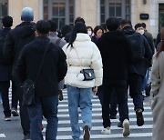 주 60시간이 웬 말?…직장인 절반 "주 48시간이 적절"