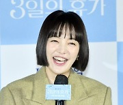 김용건 며느리 황보라, 시험관 4번만에 임신 발표 “엄마에 와줘 고마워”