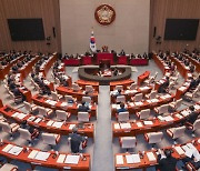 [사설] 나라살림 경고음 커지는데 총선용 예산 증액 경쟁할 건가