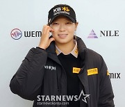 '장타가 전부 아니다' 방신실, 박현경 제압 "공격적이기보다 정확하게 쳤죠" [위믹스 챔피언십 현장]